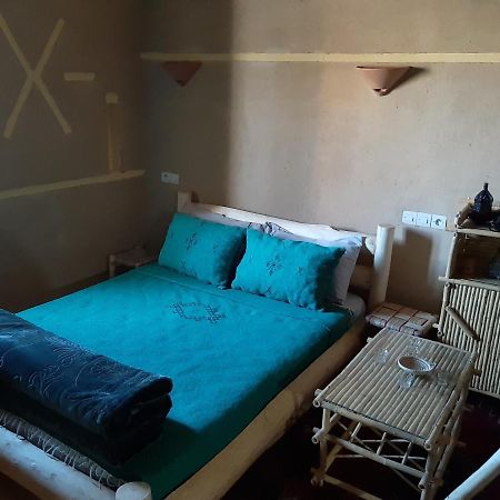 Отель Kasbah Izoran Мидельт Экстерьер фото