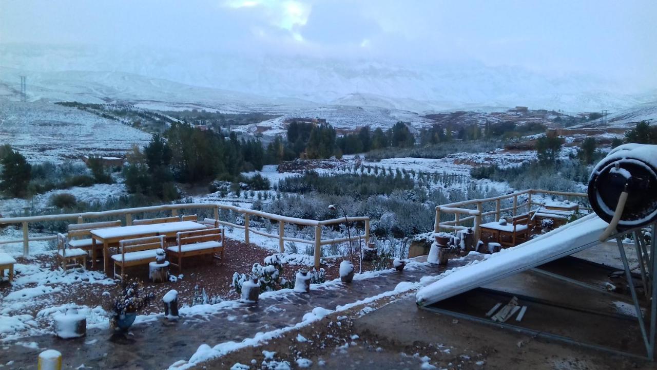 Отель Kasbah Izoran Мидельт Экстерьер фото