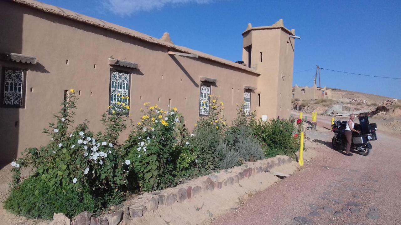 Отель Kasbah Izoran Мидельт Экстерьер фото